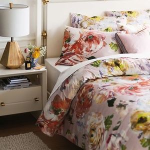Helen Dealtry Velvet Garden Quilt & Shams